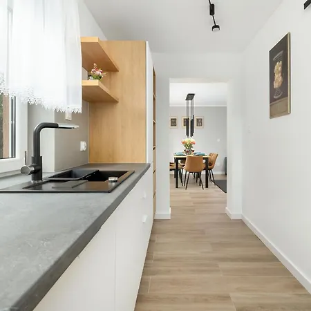 Apartament House Kurnik - Garden, Grill & Relax By Renters Kołczewo